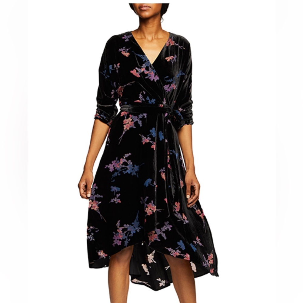 NWT Truly beautiful Velvet Burnout wrap dress